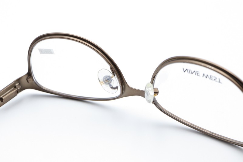 NINE WEST NW1052 210 Satin Brown w/Stones 51-16-135 Frames Flex Auth X594 gallery