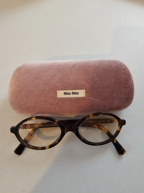 Miu Miu eyeglasses. 50mm oval optic glasses. Excellent condition