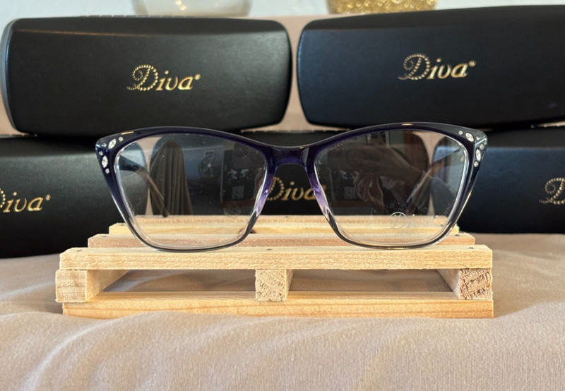 Diva eyeglass frames model 5592 with swarovski crystals