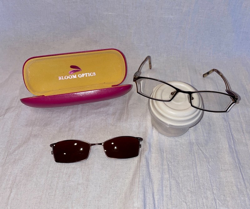 Bloom Optics Magnetic Prescription Glasses/Sunglasses Frame Frames 49 18 135