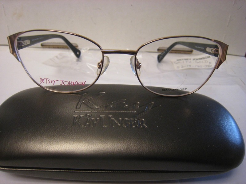 BETSEY JOHNSON WOMANS EYEGLASSES GLITZ in GOLD 52-18-135 MM 38V W/Gen Case