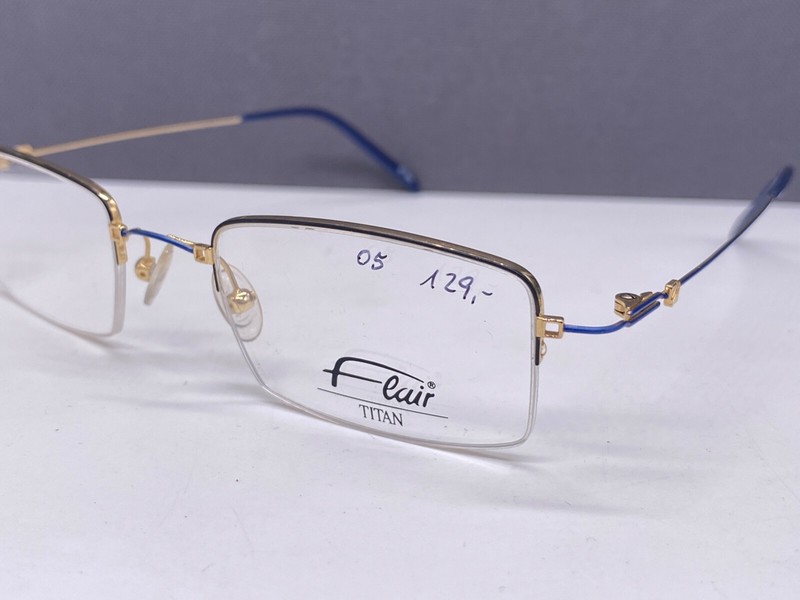 Flair Eyeglasses Frames woman Gold Blue Rectangular Titanium Small lens 457 gallery