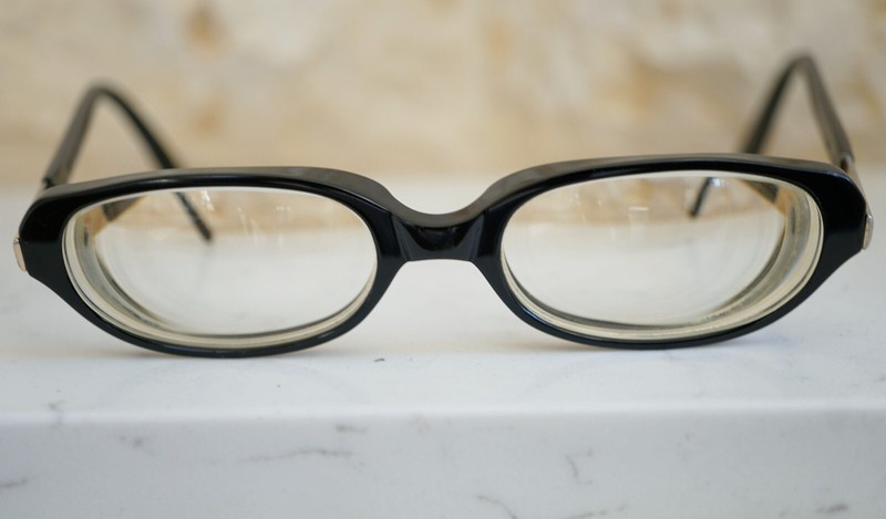 Vintage DOLCE & GABBANA Designer Eyeglasses Black Acrylic Frame Oval Lens gallery
