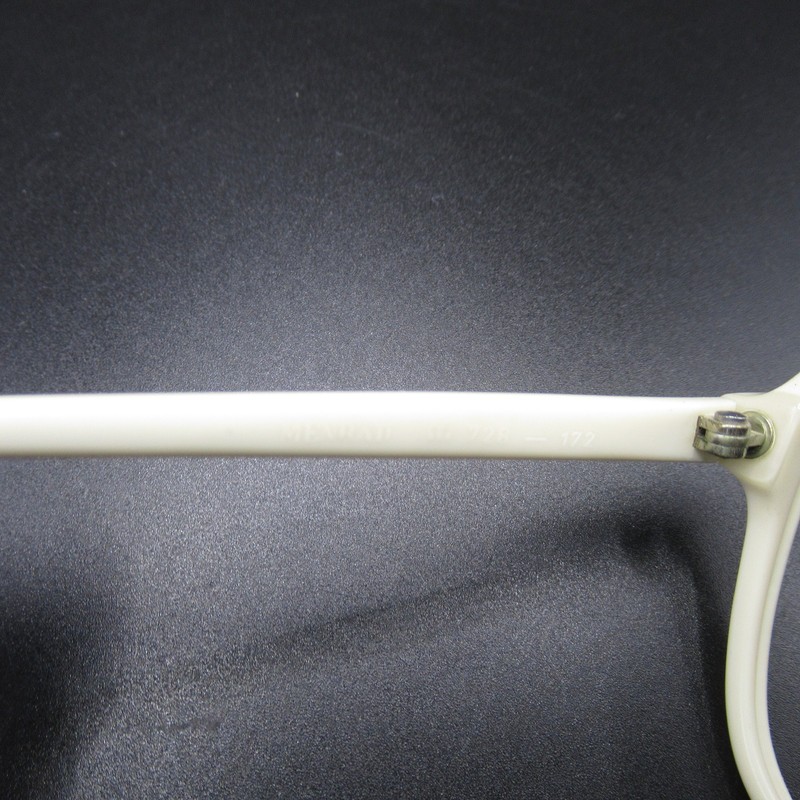 Vintage Safilo Eyeglass Frames Clear Ivory Cream Full Rim Rectangular 52-14-135 gallery