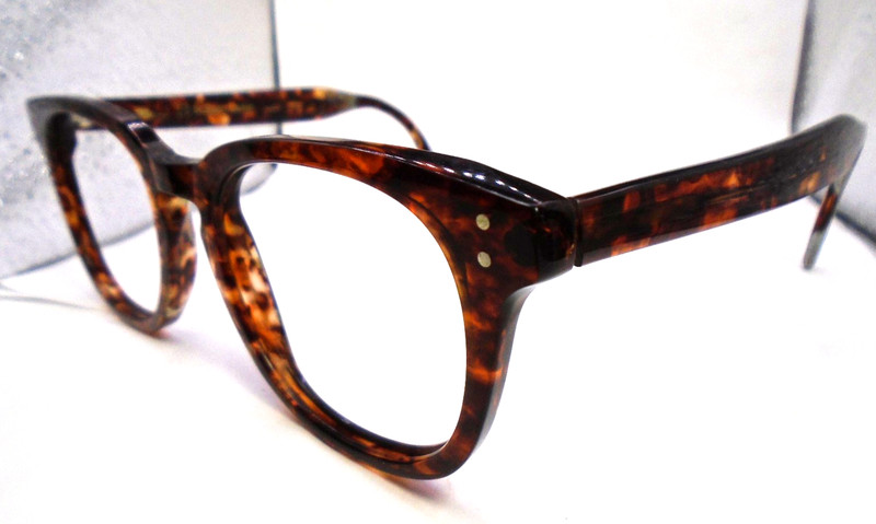 POLO 57 by Ralph Lauren Brown 52-22 Vintage Mens Eyeglasses Frames Canada