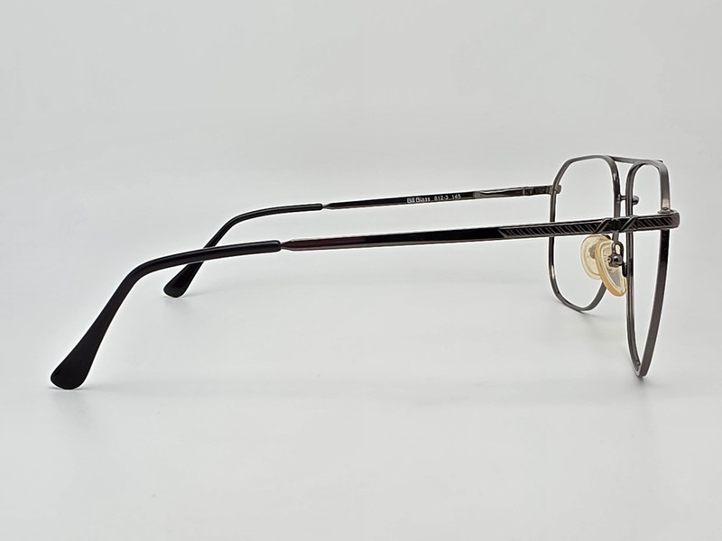 Bill Blass 812-3 Gunmetal Aviator Eyeglasses Frame w/ Flexhinge Hong Kong 60mm gallery