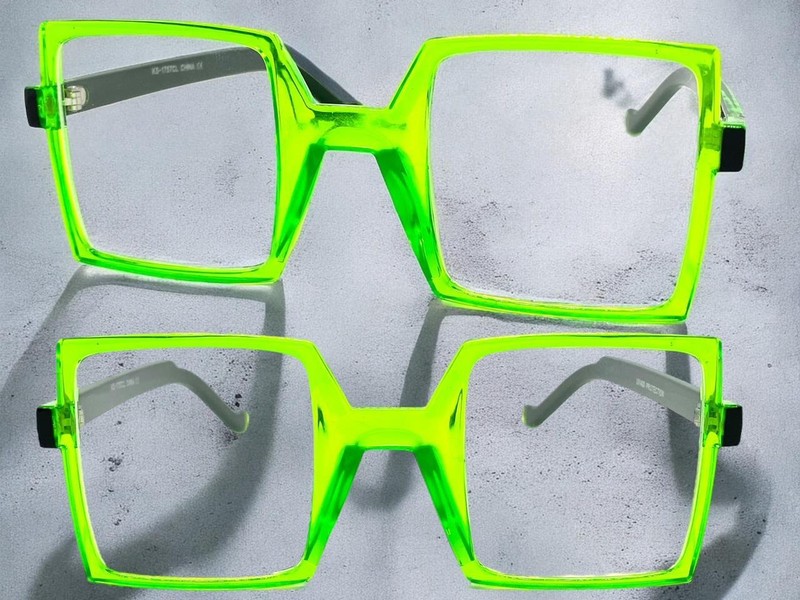 Classic Vintage Retro Modern Clear Lens EYE GLASSES Square Green Fashion Frame
