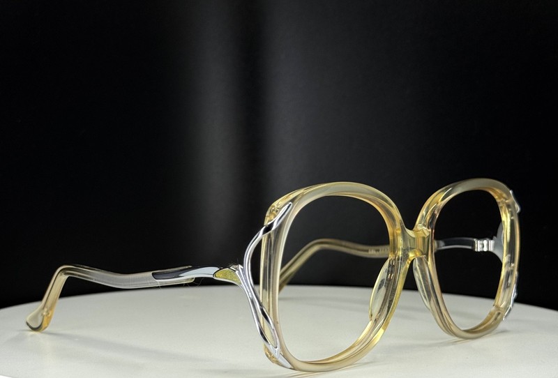 VTG UNBRANDED A-287 Butterfly 2283 Womens Clear Silver Eyeglasses FRAMES ONLY