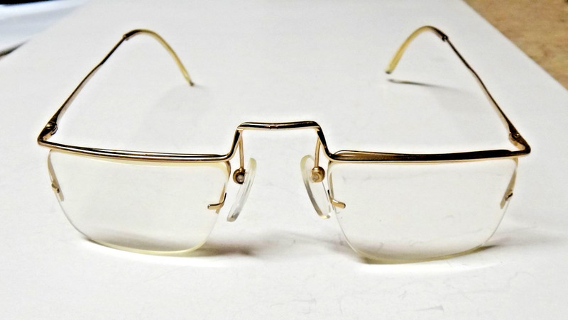 Vintage Ladies Logo Paris Half Rimless Gold Tone Eyeglass Frames 08-145