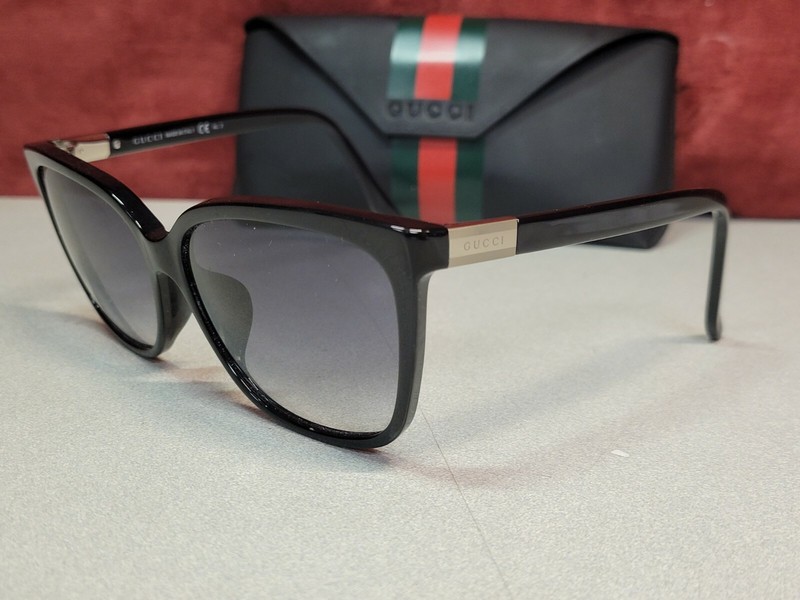 GUCCI GG 3522/F/S Black Sunglasses w/ case gallery