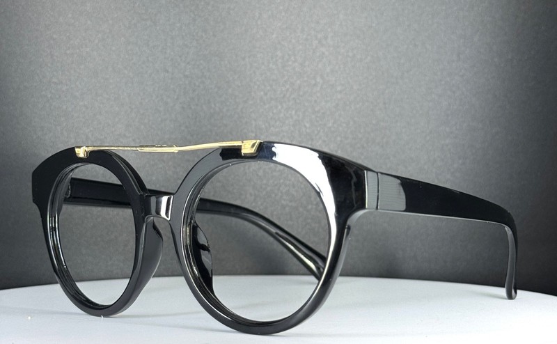 VTG UNBRANDED Aviator Black Womens Round Full Rim Eyeglasses FRAMES ONLY gallery