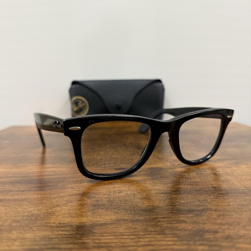 RAY-BAN RB wayfarer Sunglasses Glossy Black AUTHENTIC SCRATCHED 50-22 150 &case