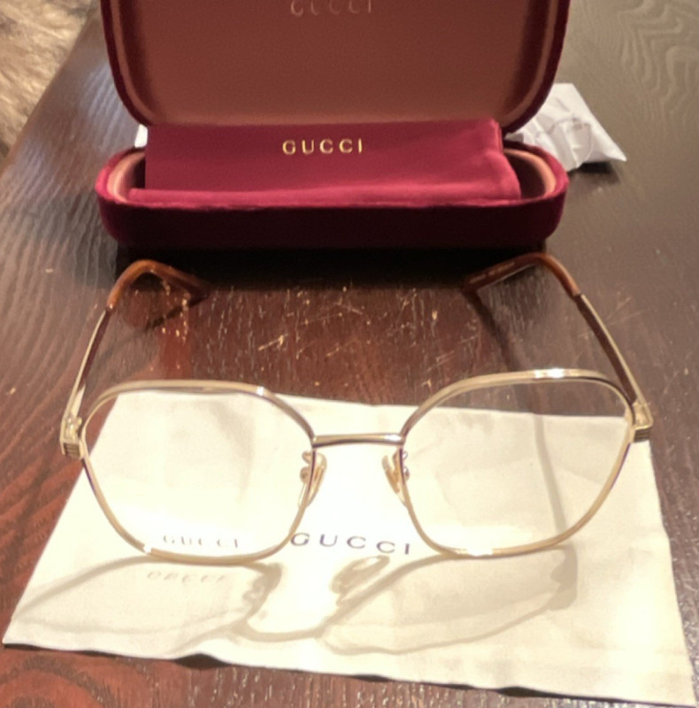 Gucci Gold Metal Geometric Full Rim Eyeglass Frames Unisex Adults Designer