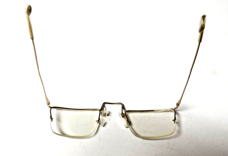 Vintage Ladies Logo Paris Half Rimless Gold Tone Eyeglass Frames 08-145 gallery