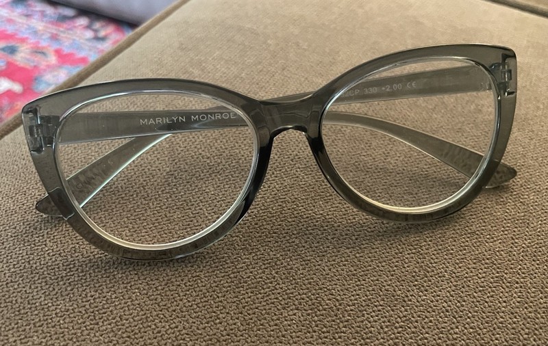 marilyn monroe frames mmr132cp 330 2.0 Grey Reading Glasses gallery