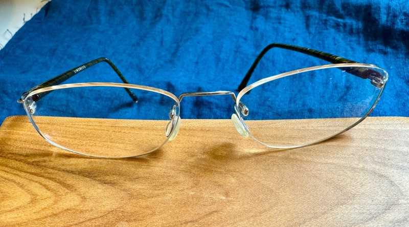 Lindberg rimless Titanium eyeglass frames #2061, made in Denmark 135 Col. K34 gallery