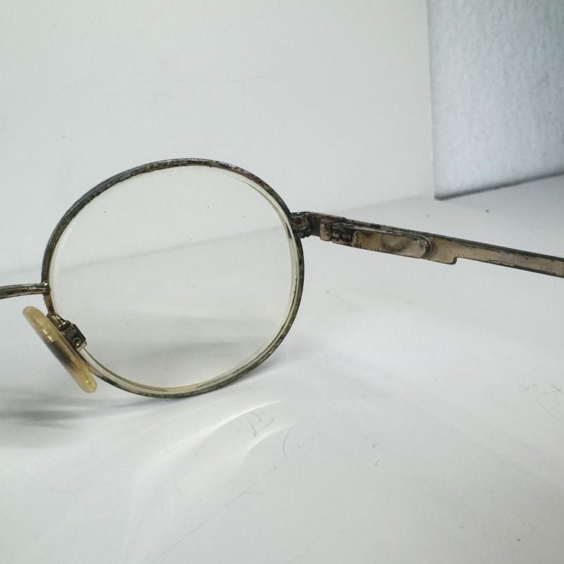 Benetton O12 Vintage Eyeglass Frames Made In Italy 44[]16 120 Round Gold Tone gallery