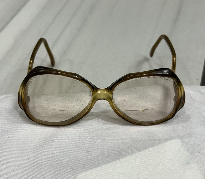 Euramco Caprice FB Vintage Oversized Drop Temple Eyeglasses Amber Square USA 135 gallery