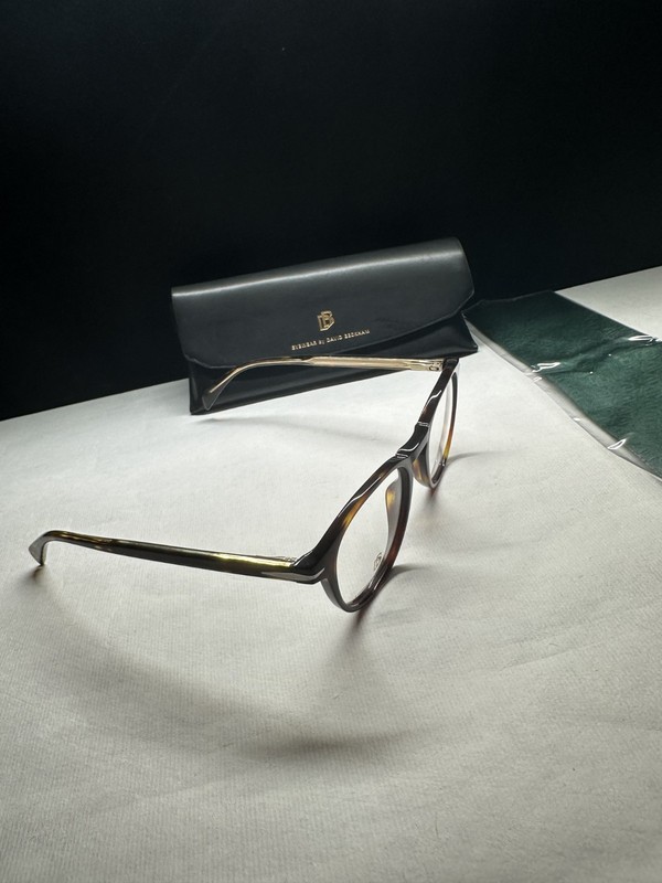 NEW DAVID BECKHAM DB 1018 Round Eyeglasses Dark Havana 47-20-145 Clip-On