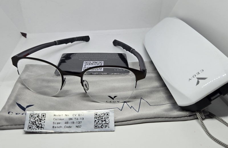 NEW: CEO-V CV617 Round Eyeglasses GN T4-13 Bronze 48-19-137 W/ Case DEMO LENS