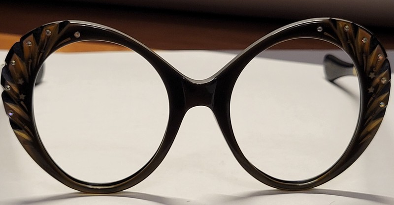 Cabana VINTAGE FRAME – ONE OF A KIND