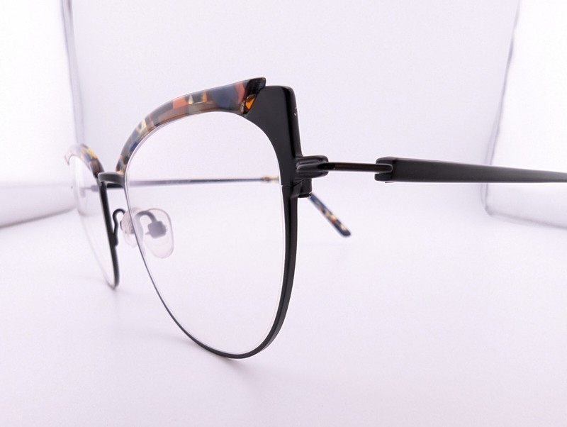 Avanti by Modstyle Eyeglasses, Frames Only, Cecile C2, 53-20-140, Design AUS gallery